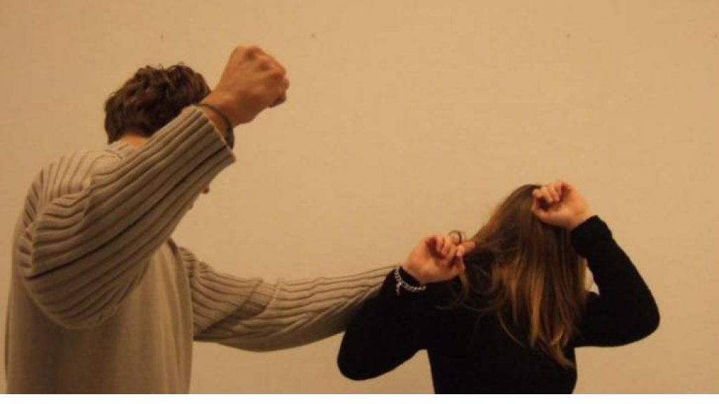 العثور على جثة ثلاثيني داخل منزله في جبل الزهور.. والأمن يفتح تحقيقا