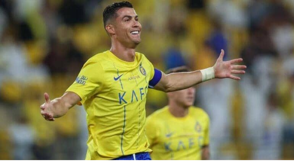 بعد فوز النصر الثامن على التوالي.. رسالة مهمة من رونالدو
