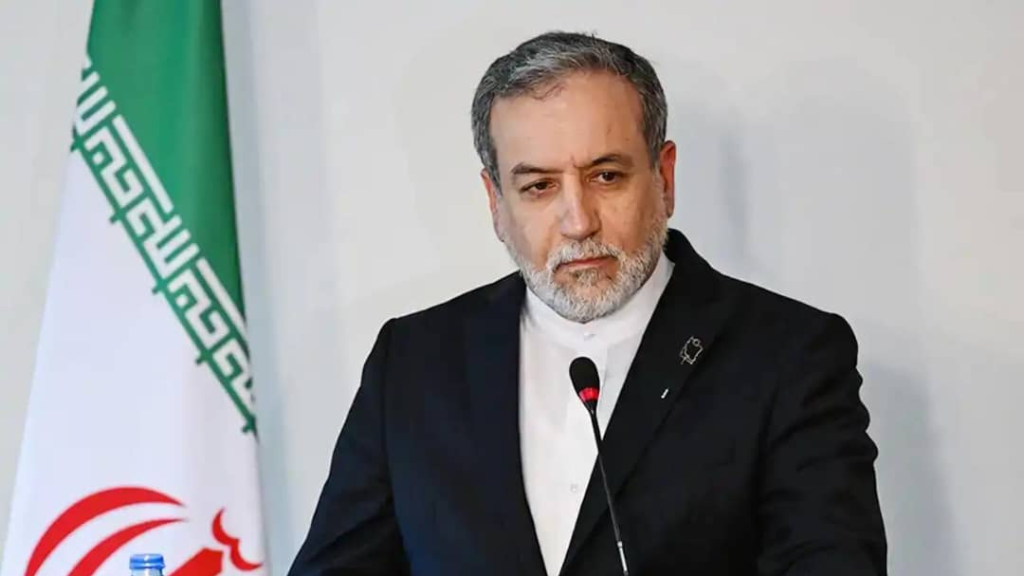 عراقجي: الغرب مرغم على قبول ايران كمركز علمي للنشاط النووي