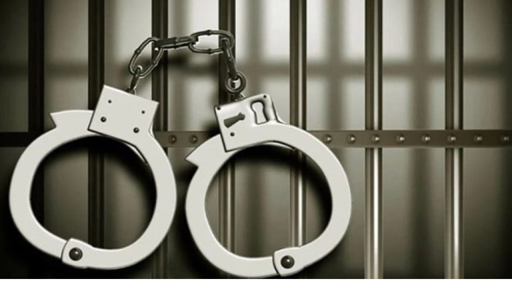 موقوف بجرائم مختلفة في قبضة الأمن