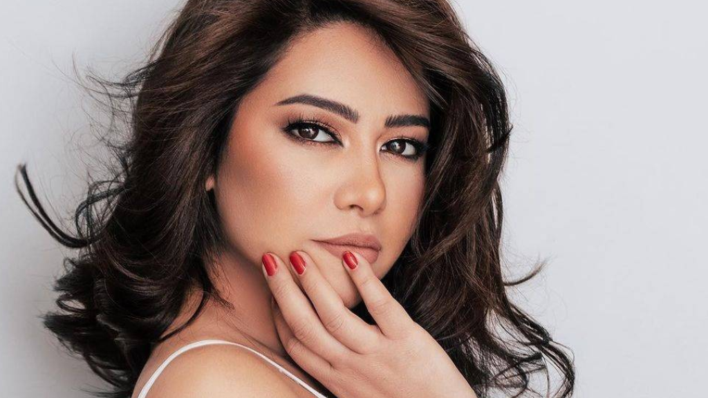 شيرين عبد الوهاب تفكر بالعودة من الرياض