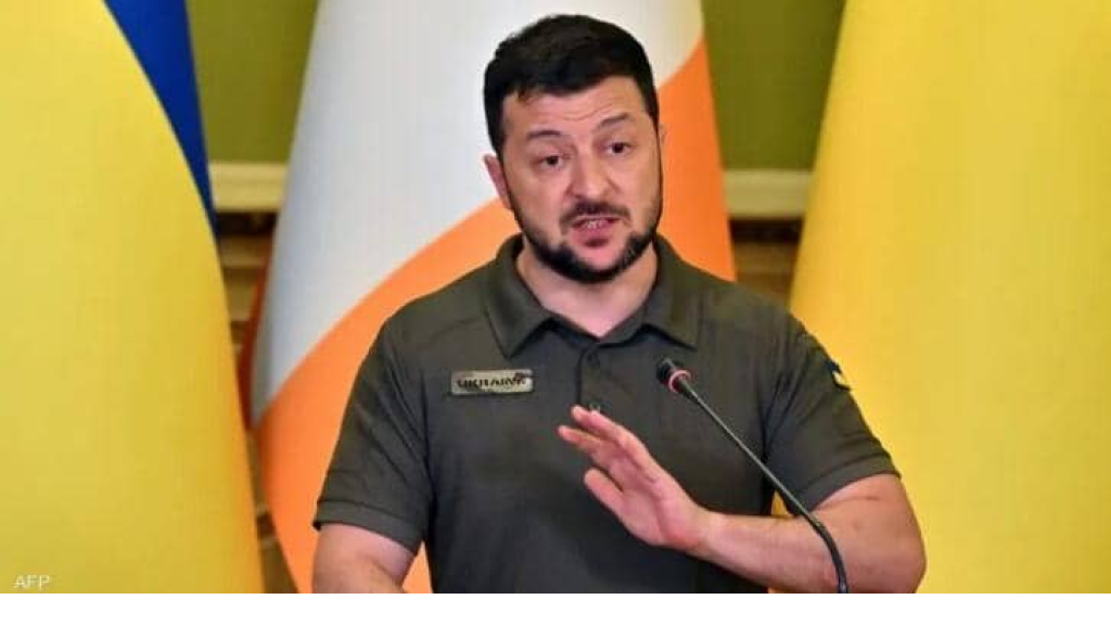 زيلينسكي يفرض عقوبات على أحد المقربين منه