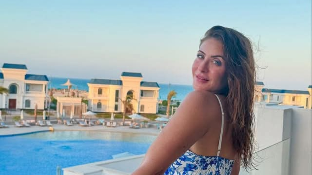 هيدي كرم تثير الجدل بعد زواج مي عز الدين!