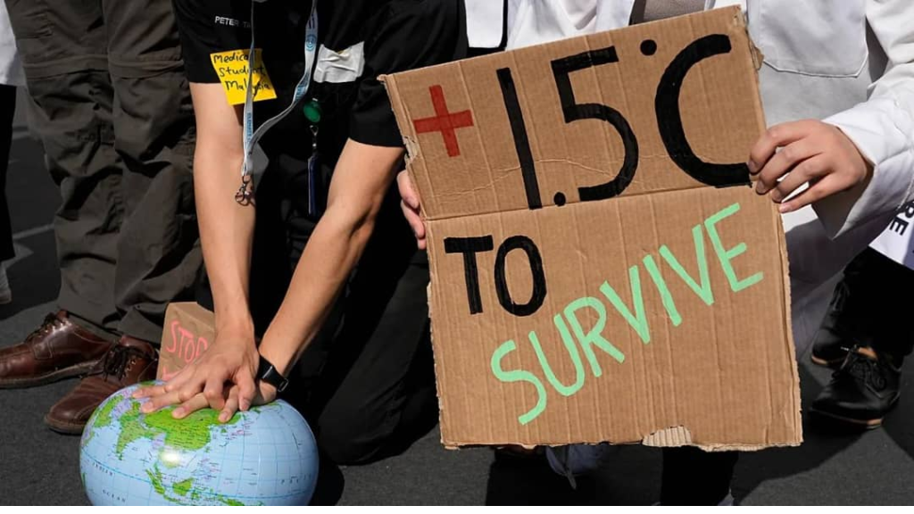 قادة المناخ يناقشون 