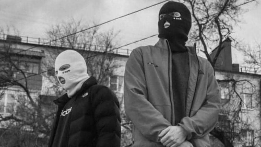 عصابة تعتدي على السائقين عند كنيسة مار مخايل