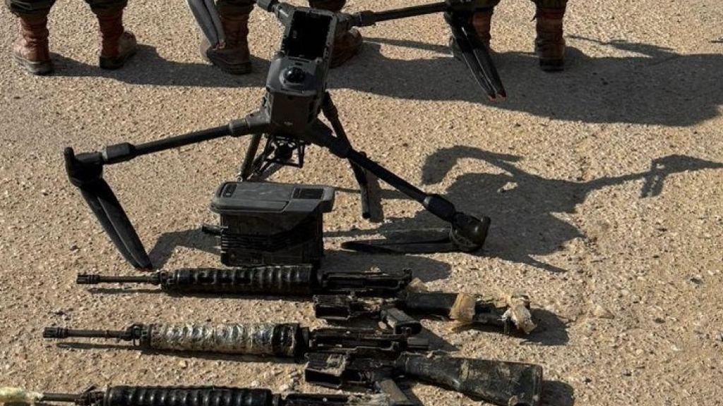 مسيّرات تهرّب أسلحة إلى داخل العدو الإسرائيلي