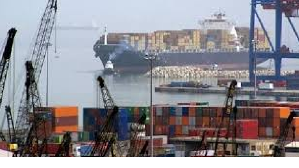 سكانرات حديثة تعمل بالذكاء الاصطناعي في مرفأ بيروت