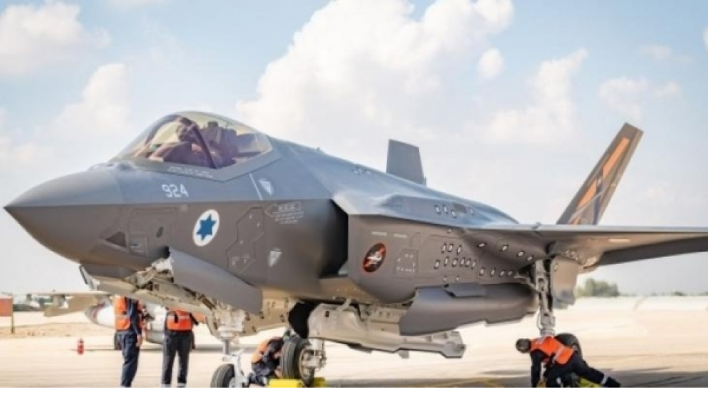 هجوم على مصنع في بريطانيا.. ما علاقة “إسرائيل”؟ (فيديو) 