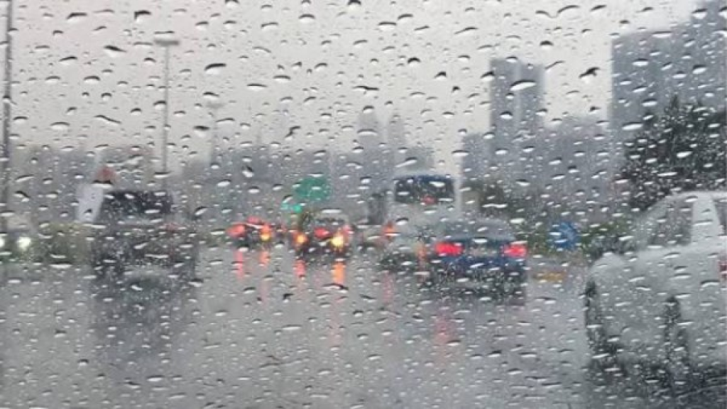 أمطار غزيرة وعواصف جديدة مرتقبة… فكيف سيكون طقس نهاية الأسبوع؟