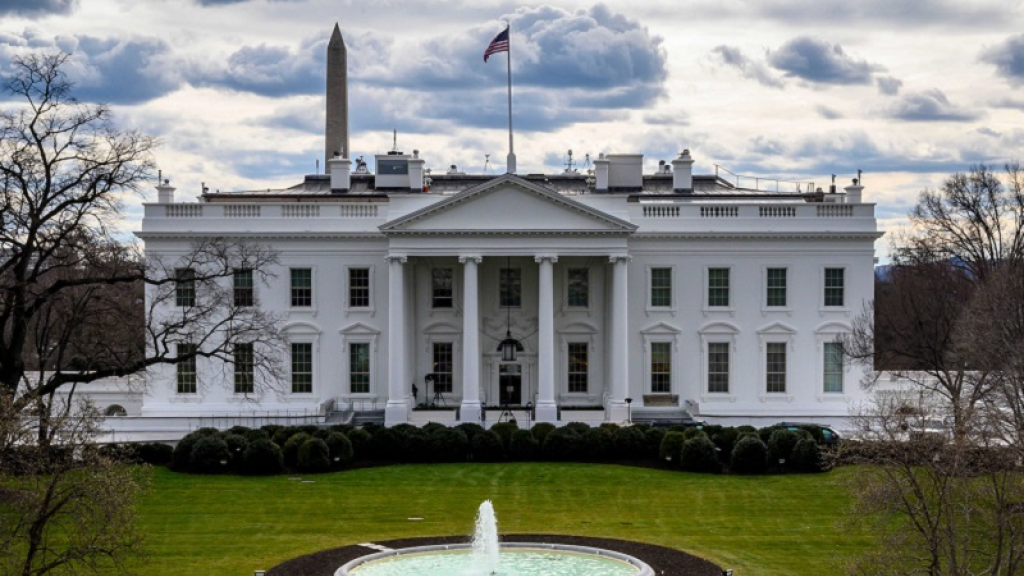 من هو منفذ الهجوم على البيت الأبيض؟