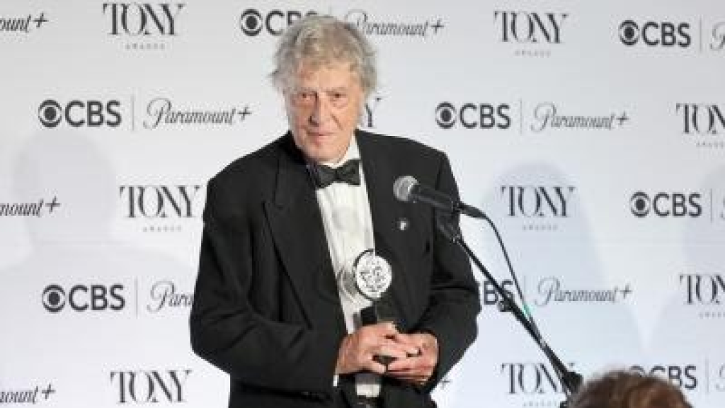 رحيل الكاتب المسرحي البريطاني توم ستوبارد