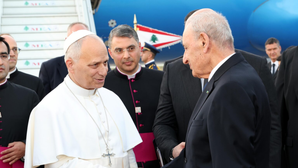 الرئيس برّي لـ البابا: هذا هو الجنوب الذي تعتدي عليه “إسرائيل”!