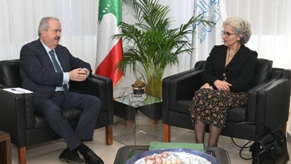 بين المالية والتربية… جابر: تقديمات أكبر والعمل مستمر لدعم القطاع العام