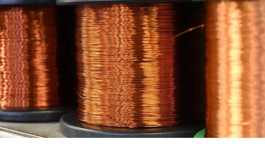 النحاس.. الوقود الخفي لطفرة الذكاء الاصطناعي