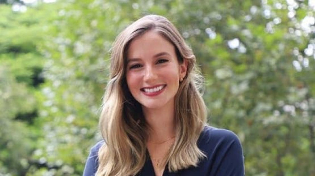 راقصة عمرها 29 عاماً.. قصة أصغر مليارديرة عصامية بالعالم