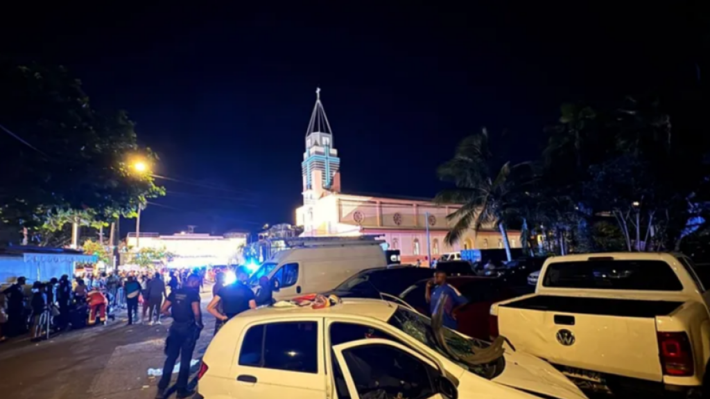 فرنسا.. إصابة 19 شخصا بحادث دهس خلال احتفالات عيد الميلاد (فيديو)