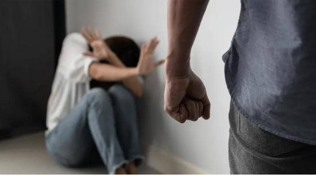 القبض على رجل قتل زوجته ضرباً!