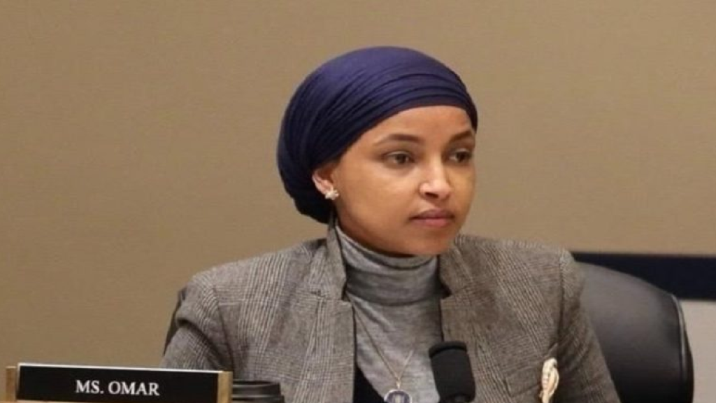 وصفهم بالقمامة.. تصريحات ترامب تصدم الجالية الصومالية في أمريكا