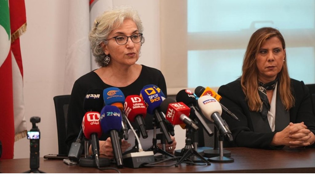 بالفيديو – وزيرة التربية تفقد أعصابها بسبب “البريفيه”!