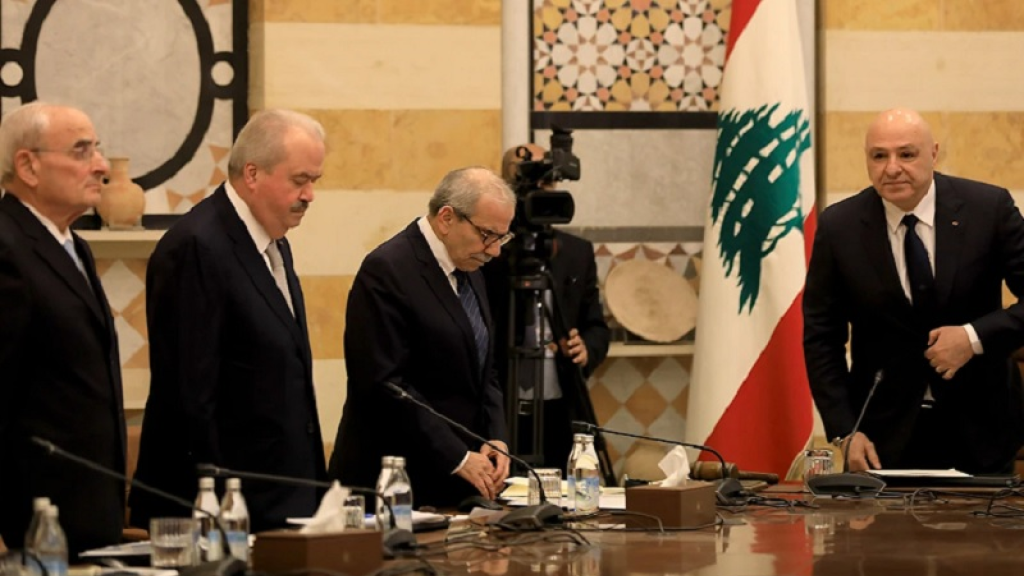 مشروع الحكومة لاسترداد الودائع يُحمِّل الدولة مسؤولية الانهيار