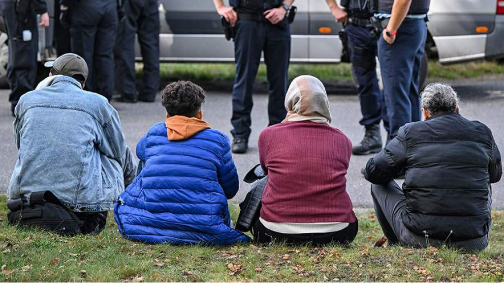 ترامب: الهجرة والطاقة قد تدمران أوروبا