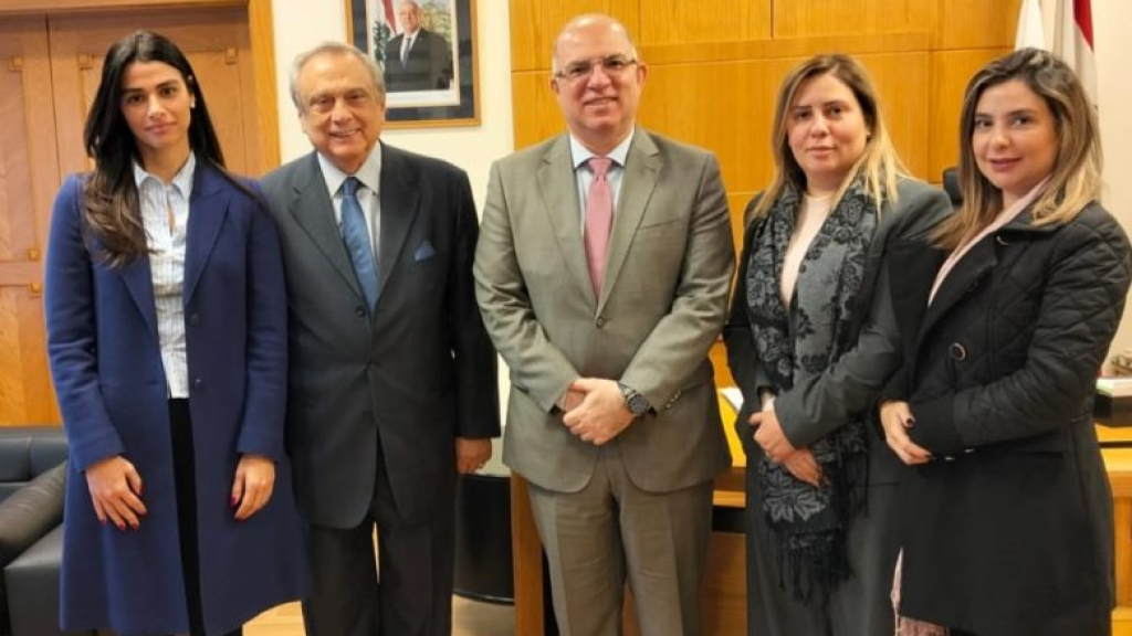 حبيب يتابع مع وزير العمل الرابط الإلكتروني بين الوزارة ومصرف الإسكان