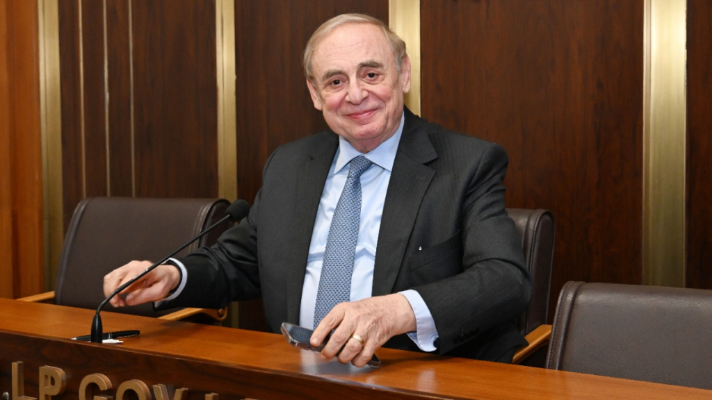 فريد البستاني: أرفض مسودة الحكومة لأنها مجحفة بحق المودعين