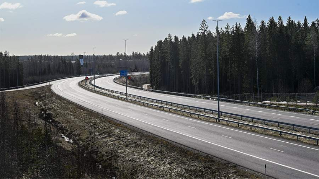 فنلندا توافق على إنشاء منطقة اقتصادية خاصة على الحدود مع روسيا