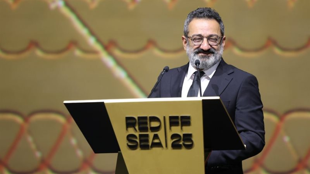 تكريم جورج خباز كأفضل ممثل عن فيلم “يونان” ويهدي تكريمه إلى لبنان