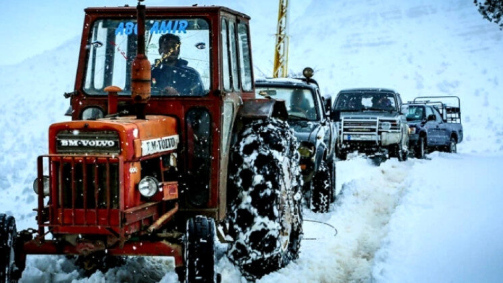 ثلوج العيد في طريقها الينا