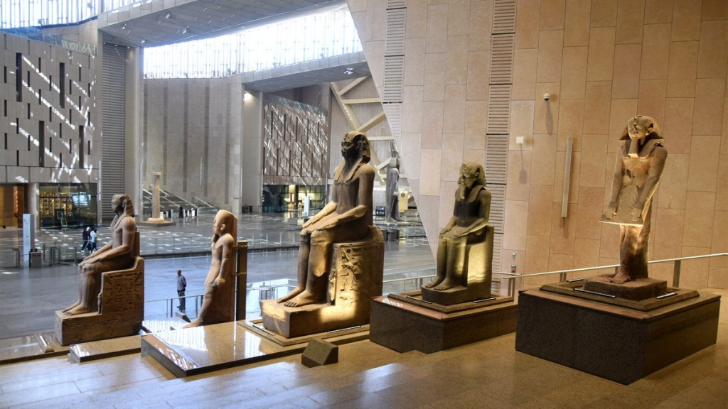 بعد جدل السوشيال ميديا… توضيح رسمي بشأن المتحف المصري الكبير
