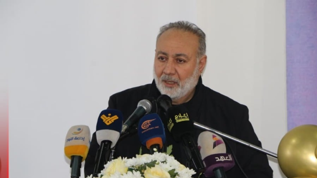 مسؤول حزب الله يدعو لمعالجة ملف النازحين اللبنانيين أسوةً بالنازحين السوريين (صور)