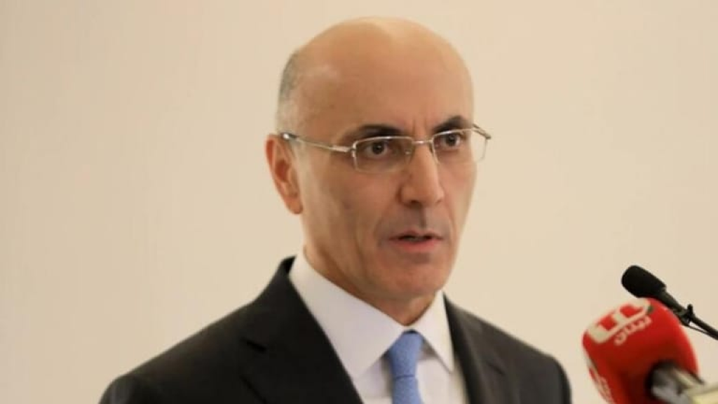 الحجار ترأس اجتماعا للجنة الوطنية للسلامة المرورية وتابع واقع السير في بيروت واستقبل الخير وسليمان وبطرس حرب