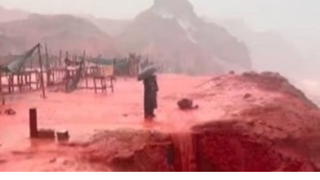 بالفيديو – أنهار حمراء في إيران!