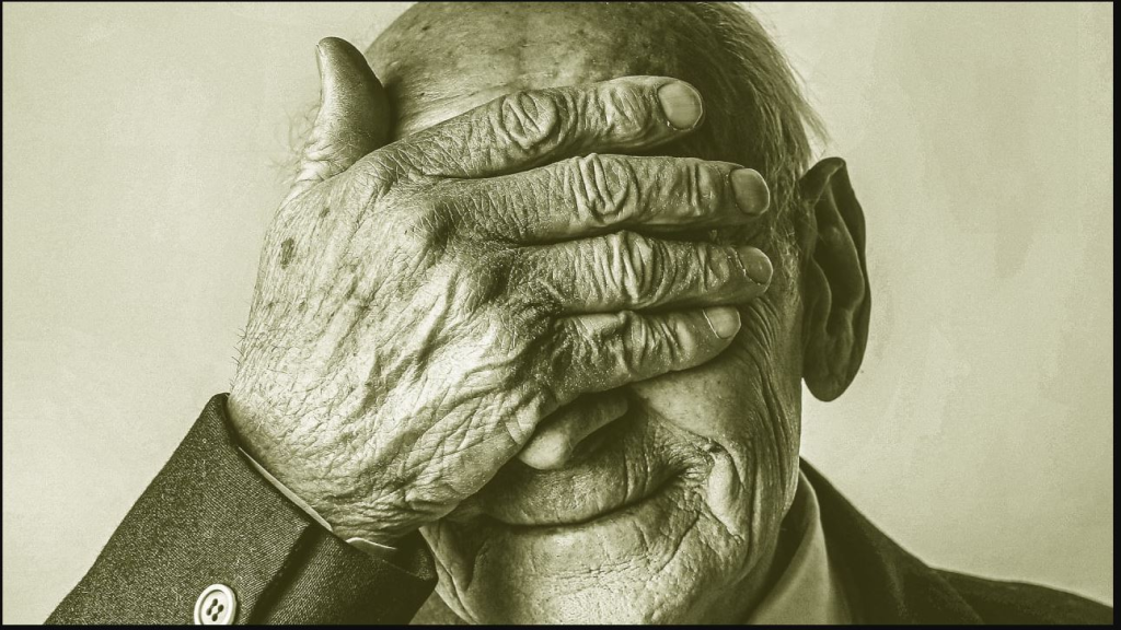 اختراق طبي هائل: علماء يتوصلون إلى علاج أولي للشيخوخة ويؤكدون نجاحه على الفئران 