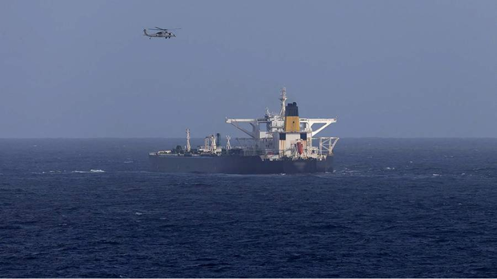 فنزويلا تتهم الولايات المتحدة باختطاف طاقم ناقلة نفط محتجزة