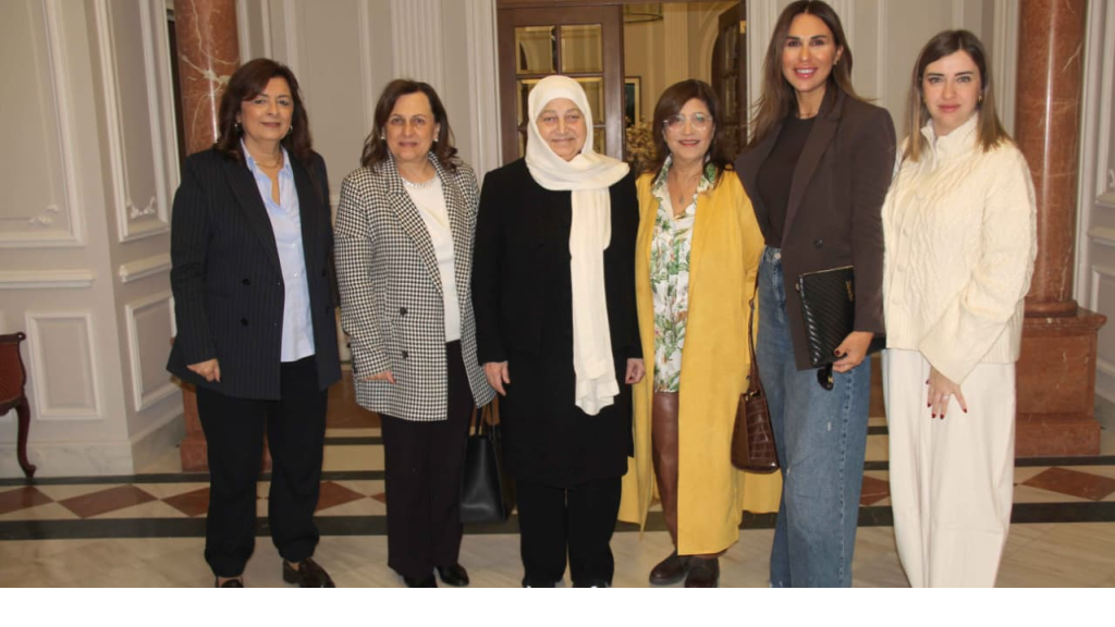 بهية الحريري تستقبل وفداً من المجلس الإداري لـ