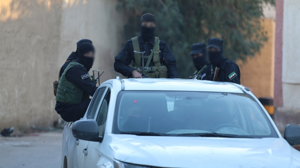 اعتقال خليَّة لداعش في ريف دمشق بعد مداهمة مراكز تواجد التنظيم