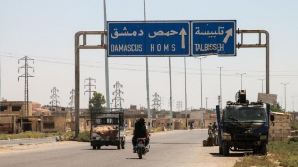 تفجير انتحاري داخل مسجد في حمص.. وإصابات