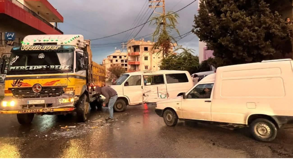 اربعة جرحى في حادث سير في مراح السراج – الضنية