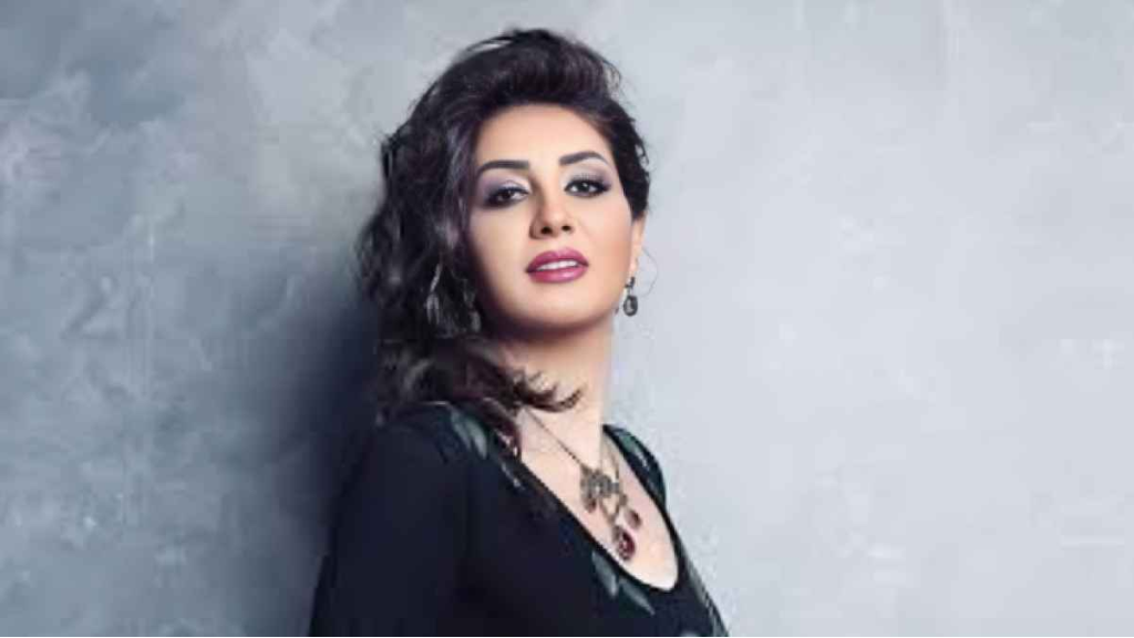 وفاء عامر… رقيّ الحضور في مواجهة الشائعات