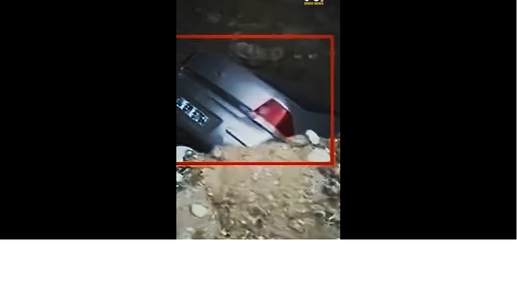 سيارة تبتلعها الأرض في إسطنبول.. وردّ فعل المالك يذهل الجميع (فيديو ) 