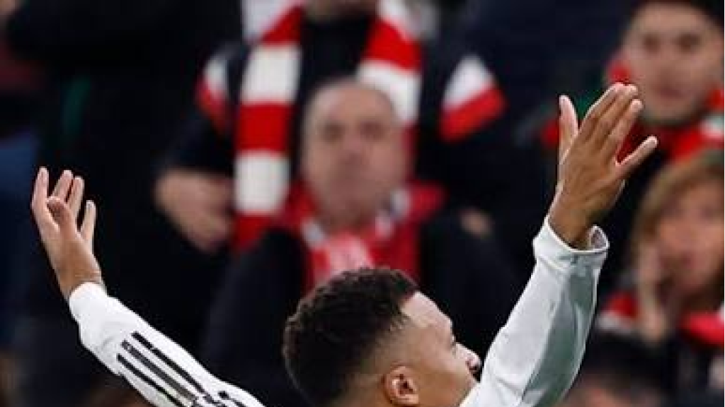 مانشستر يونايتد يرصد مبلغاً فلكياً من أجل ضم بيلينغهام