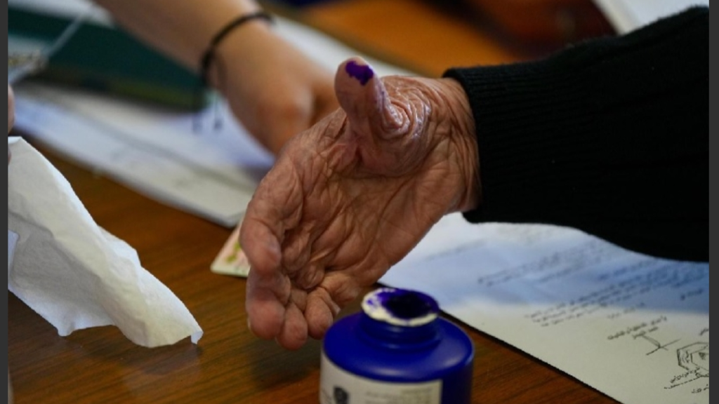 الحجار سيُبلِغ الحكومة بأنه لن يستطيع إجراء الانتخابات في أيار إلا إذا