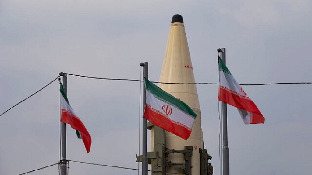 وكالة الجمهورية الإسلامية للأنباء: إطلاق ثلاثة أقمار صناعية إيرانية الى الفضاء من روسيا