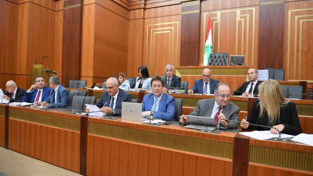 لجنة المال والموازنة تُقر موازنة وزارة العمل وتتابع تصحيح خدمات الضمان الاجتماعي