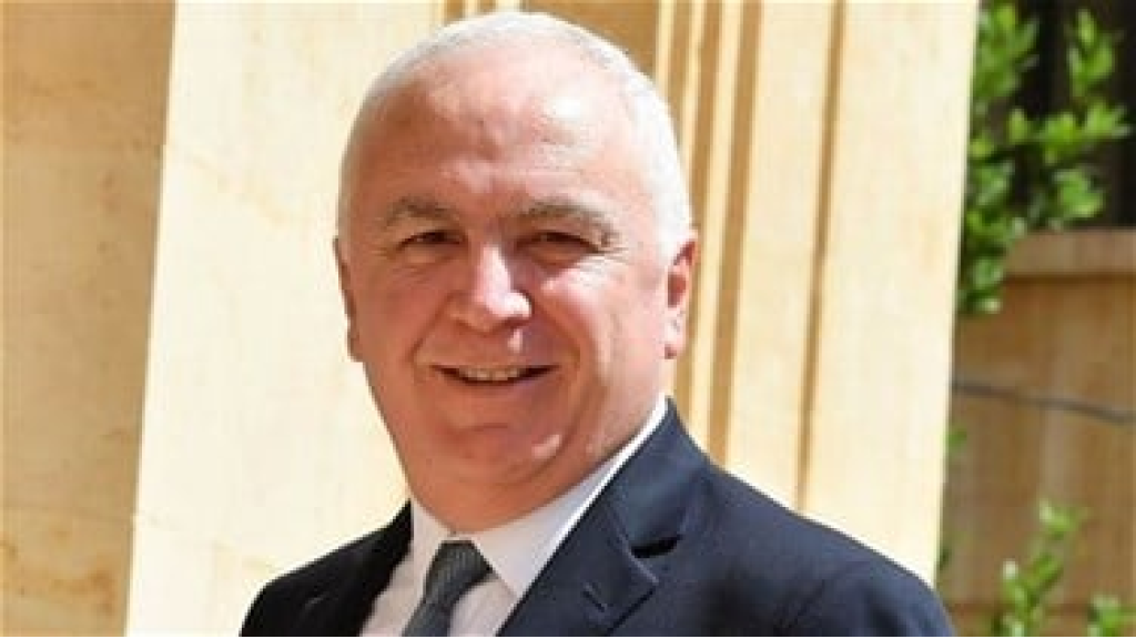 ميشال ضاهر يعرّي معارضي قانون الفجوة المالية: ست سنوات من الشعبوية… ولا بديل واحد