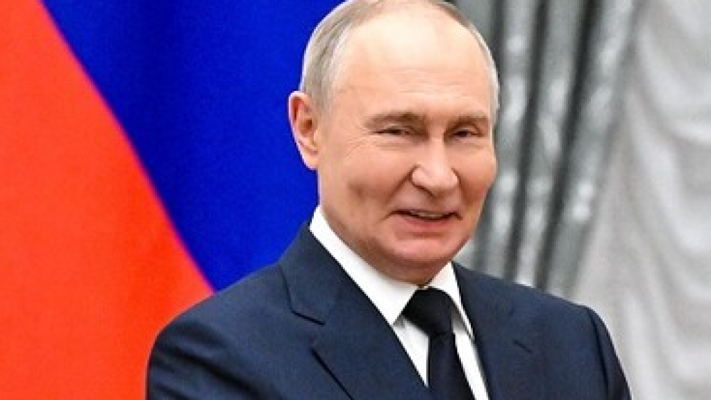 موسكو تتهم كييف باستهداف مقرّ الرئيس... ومكالمة «إيجابية» بين ترامب وبوتين