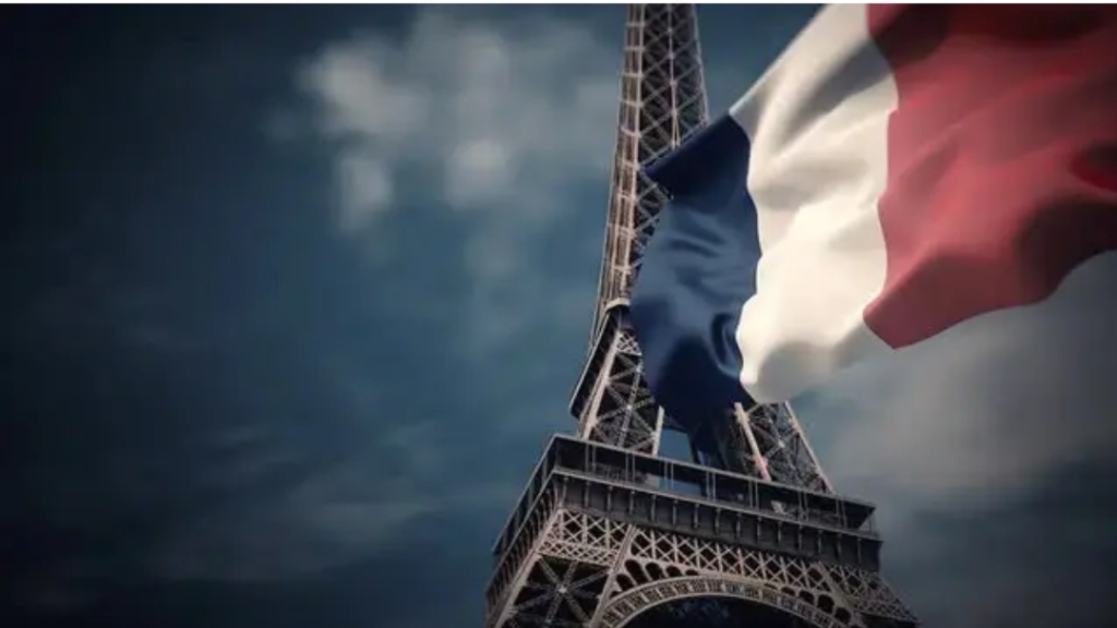 باريس: احترام صلاحيات الحكومة اليمنية ودعم الحل السياسي