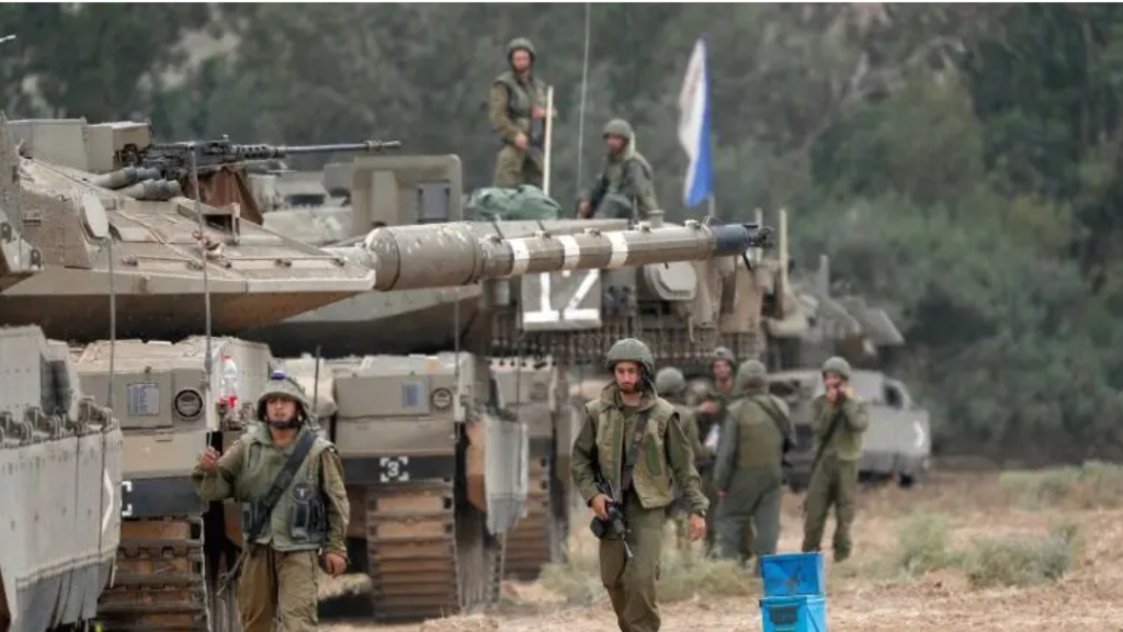العدو الإسرائيلي يستعد .. حرب على ثلاث جبهات وخوف من الرد الإيراني